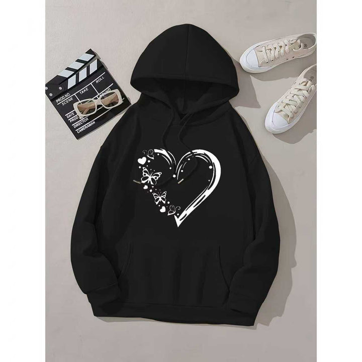 Kvinnors hoodie med blommigt hjärta och fjärilsdesign Mirla-Eva Jonsson