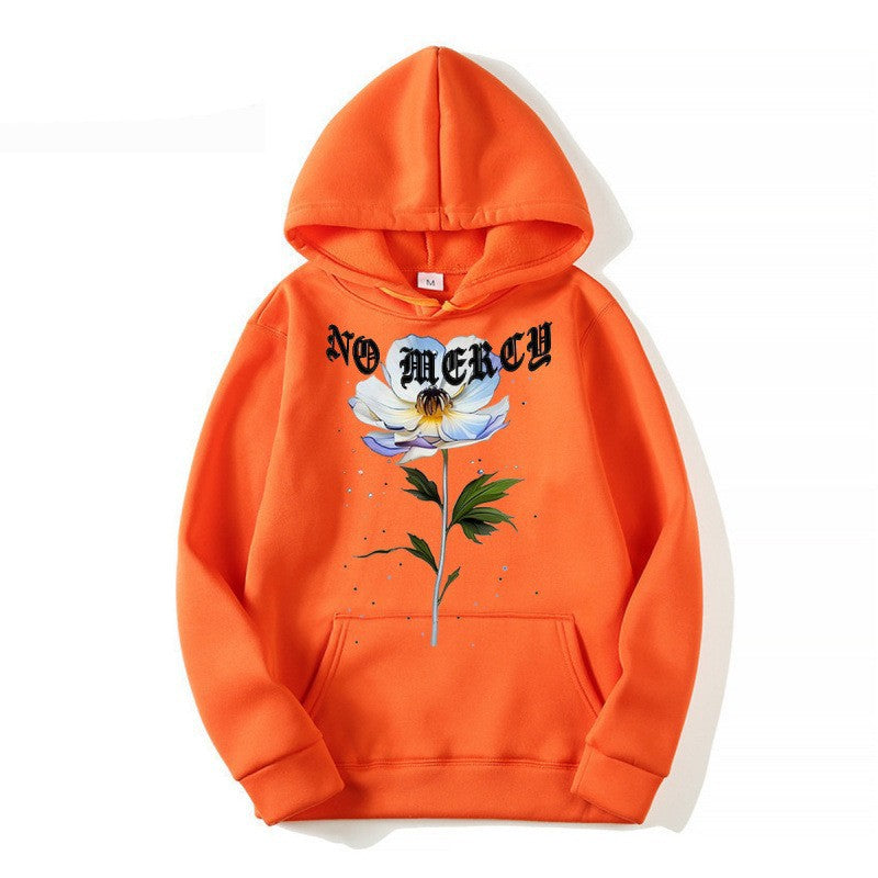 Kvinnors hoodie med blommigt tryck och framträdande text Mirla-Eva Jonsson