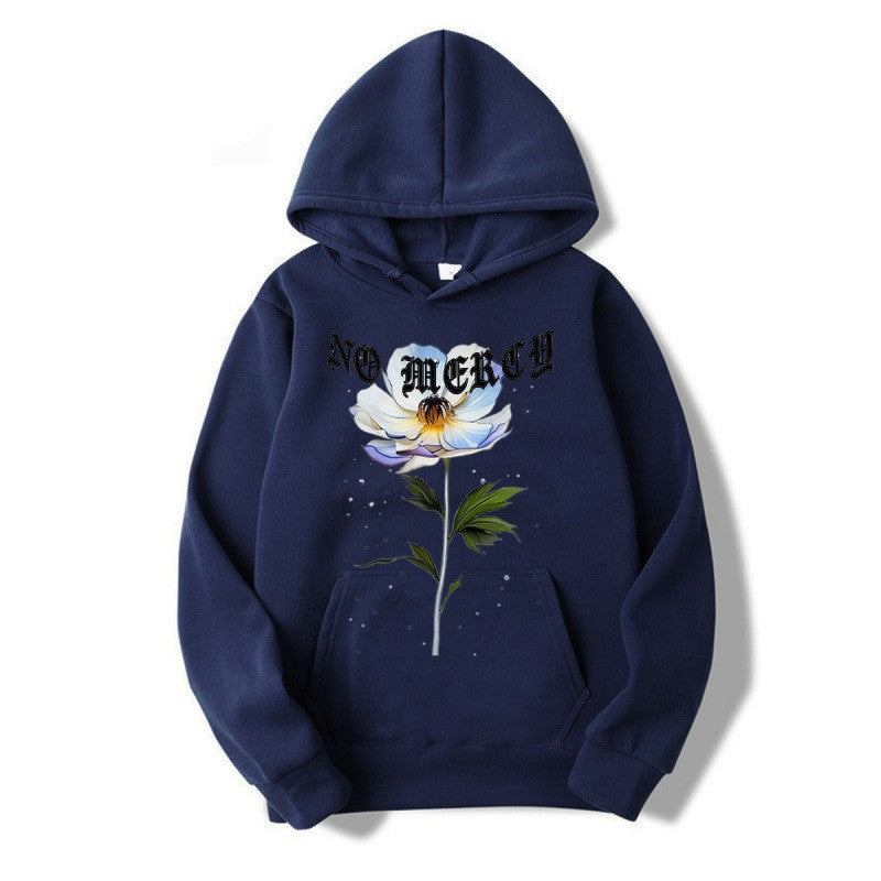 Kvinnors hoodie med blommigt tryck och framträdande text Mirla-Eva Jonsson