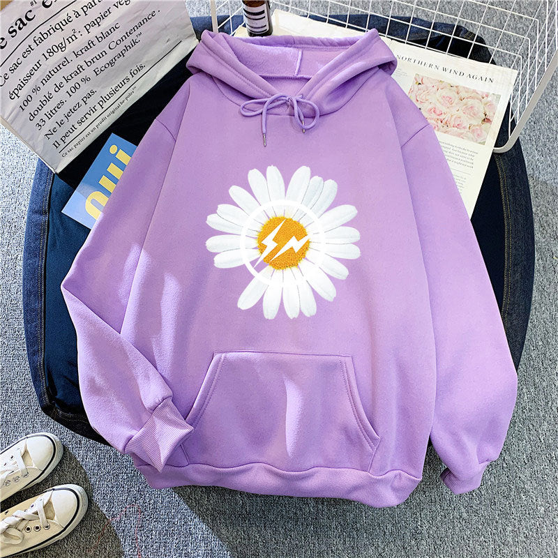 Kvinnors hoodie med blommönster Mirla-Eva Jonsson