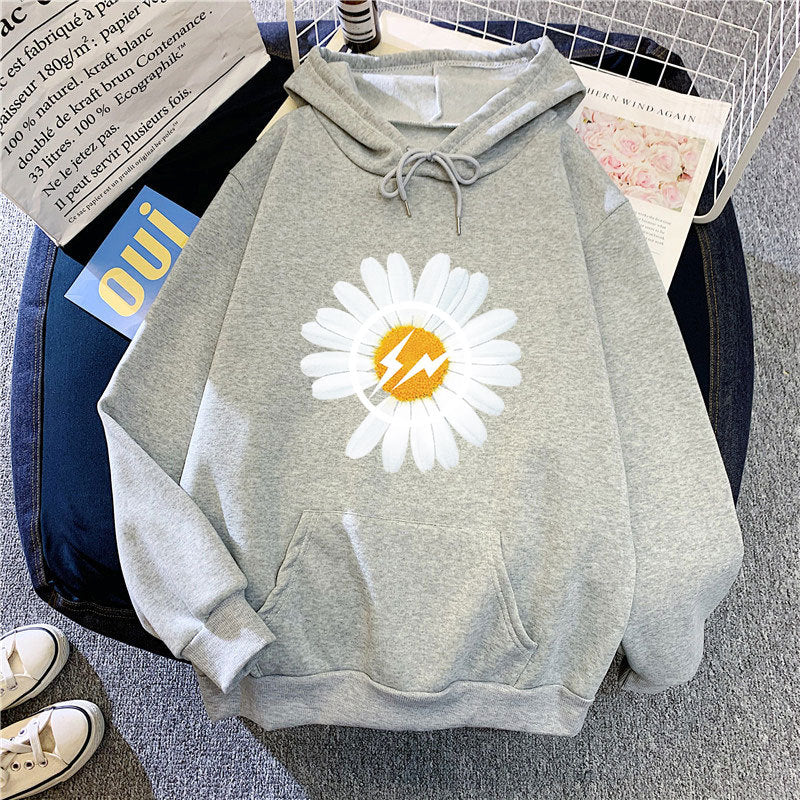 Kvinnors hoodie med blommönster Mirla-Eva Jonsson