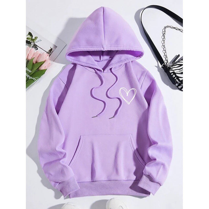 Kvinnors hoodie med coolt hjärtmotiv Mirla-Eva Jonsson