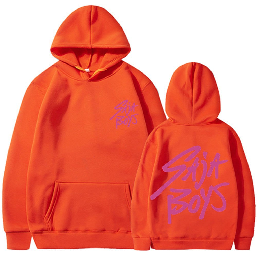 Kvinnors hoodie med distinkt bokstavering och känguruficka Mirla-Eva Jonsson