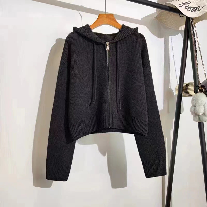 Kvinnors hoodie med dragkedja och avslappnad passform Mirla-Eva Jonsson