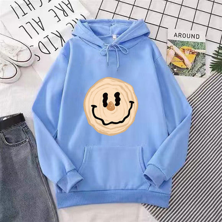 Kvinnors hoodie med glad leende motiv Mirla-Eva Jonsson