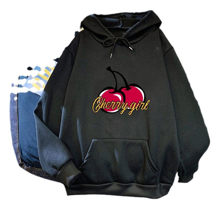 Kvinnors hoodie med glatt körsbärsmotiv Mirla-Eva Jonsson