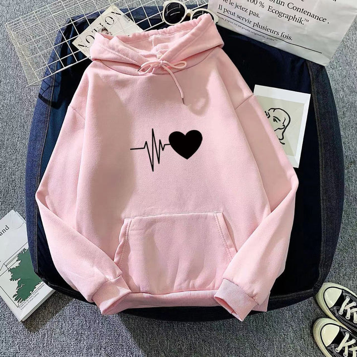 Kvinnors hoodie med hjärtslagmotivet Mirla-Eva Jonsson