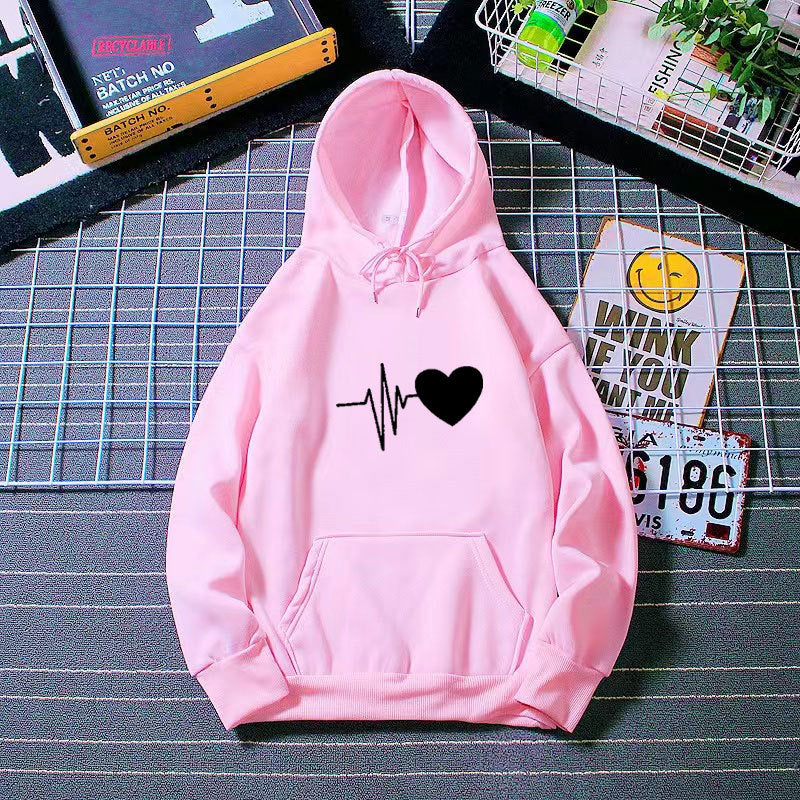 Kvinnors hoodie med hjärtslagmotivet Mirla-Eva Jonsson