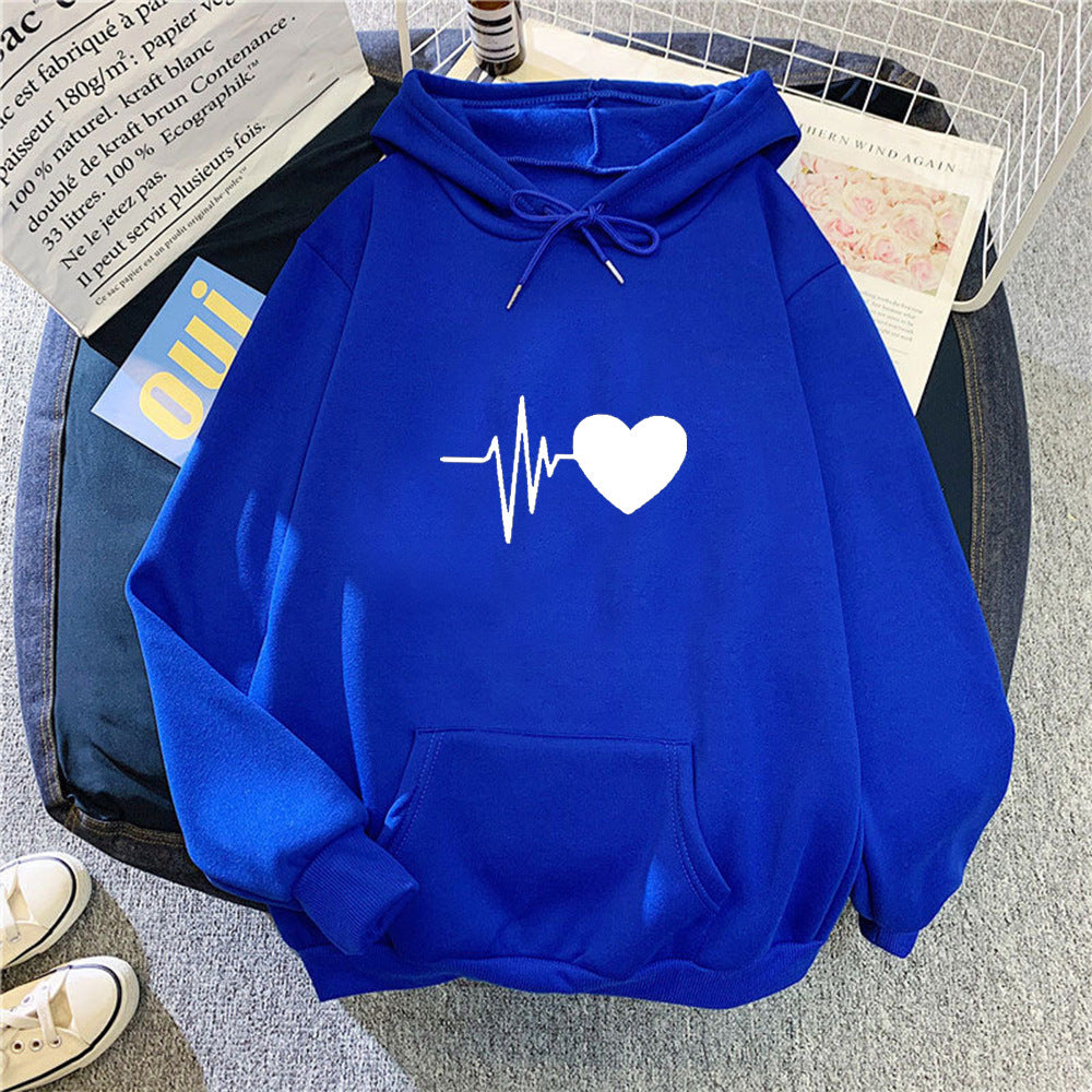 Kvinnors hoodie med hjärtslagmotivet Mirla-Eva Jonsson