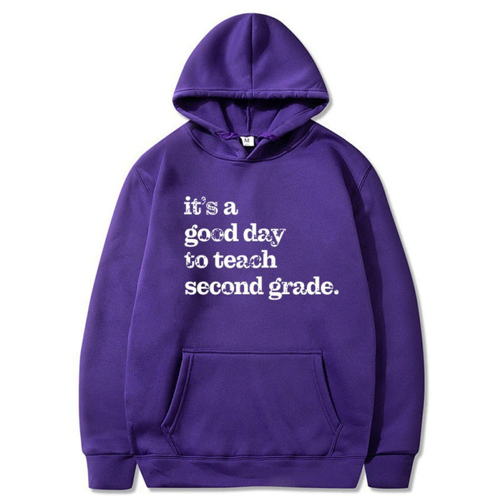 Kvinnors hoodie med inspirerande lärarcitat och bekväm passform Mirla-Eva Jonsson