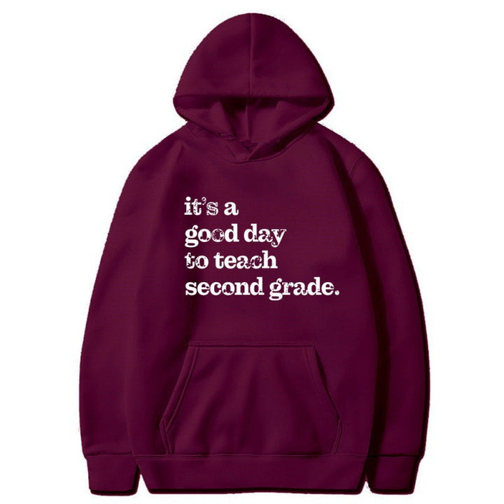 Kvinnors hoodie med inspirerande lärarcitat och bekväm passform Mirla-Eva Jonsson