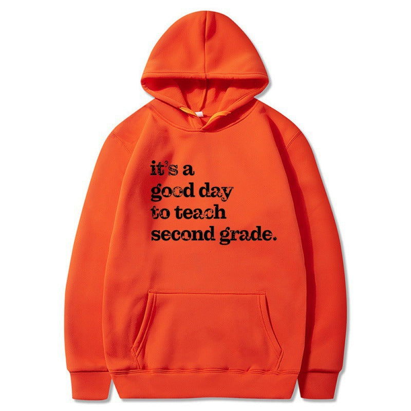 Kvinnors hoodie med inspirerande lärarcitat och bekväm passform Mirla-Eva Jonsson