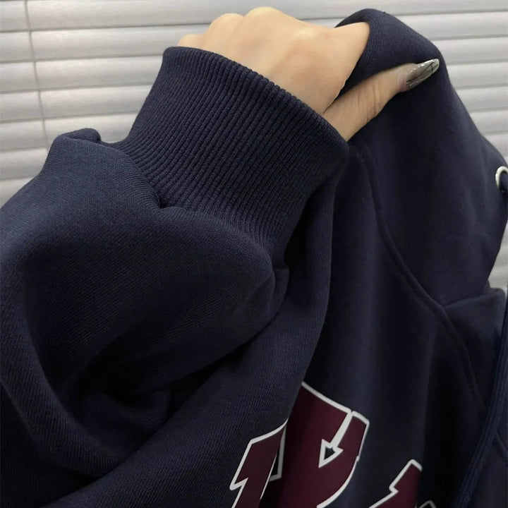 Kvinnors hoodie med inspirerande sloganmotiv Mirla-Eva Jonsson