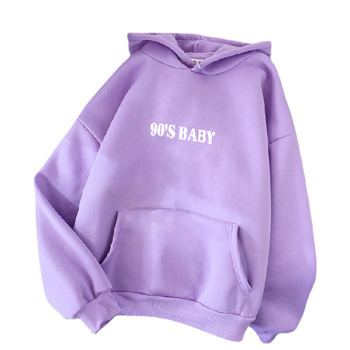 Kvinnors hoodie med iögonfallande 90-talstryck Mirla-Eva Jonsson