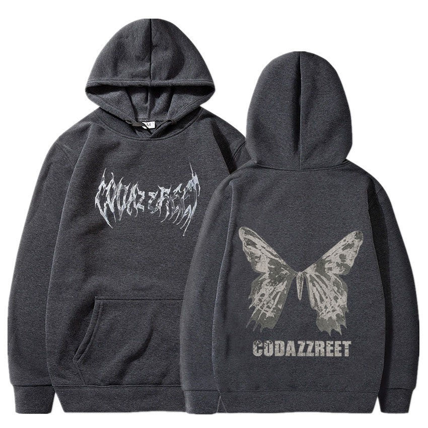 Kvinnors hoodie med iögonfallande fjärilsdesign och konstnärliga bokstäver Mirla-Eva Jonsson