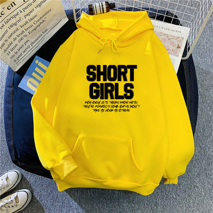 Kvinnors hoodie med iögonfallande text Mirla-Eva Jonsson