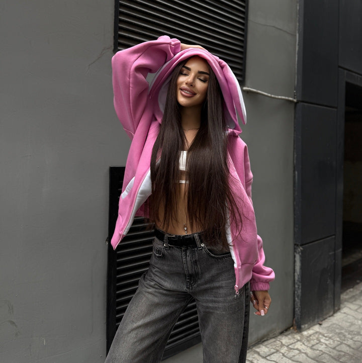 Kvinnors hoodie med kaninöron och oversize skärning Mirla-Eva Jonsson