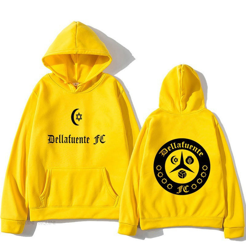 Kvinnors hoodie med konstnärlig design och bekväm passform Mirla-Eva Jonsson
