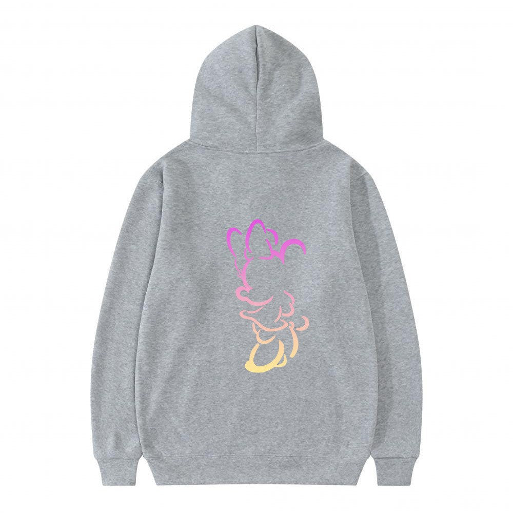 Kvinnors hoodie med konstnärlig molndesign och mjukt innerfoder Mirla-Eva Jonsson