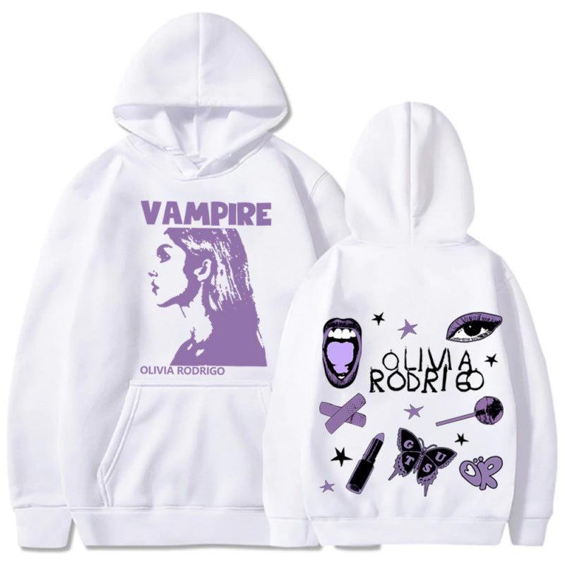 Kvinnors hoodie med konstnärlig vampyrtryck och oversized passform Mirla-Eva Jonsson