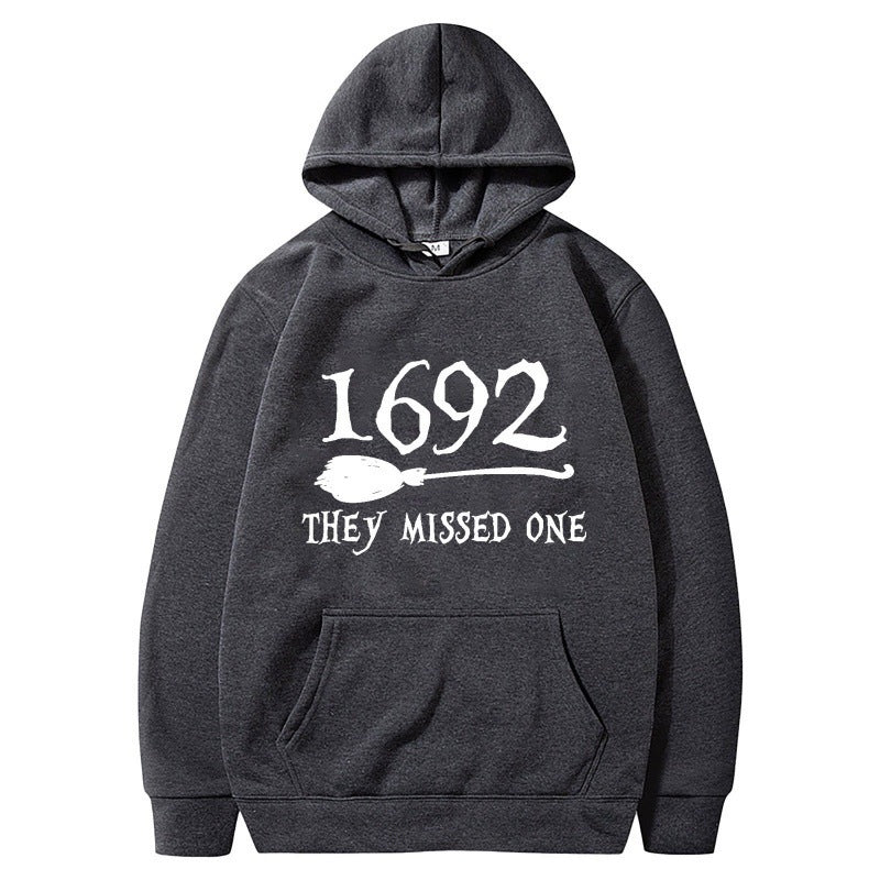 Kvinnors hoodie med kreativ Halloween-motiv och lös passform Mirla-Eva Jonsson