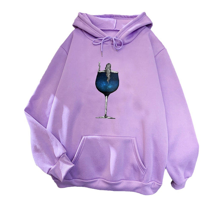 Kvinnors hoodie med kreativ cocktaildesign Mirla-Eva Jonsson