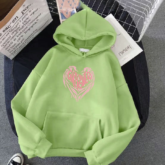 Kvinnors hoodie med kreativ hjärtdesign Mirla-Eva Jonsson