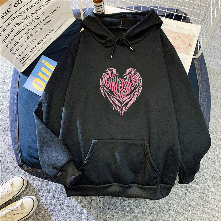 Kvinnors hoodie med kreativ hjärtdesign Mirla-Eva Jonsson