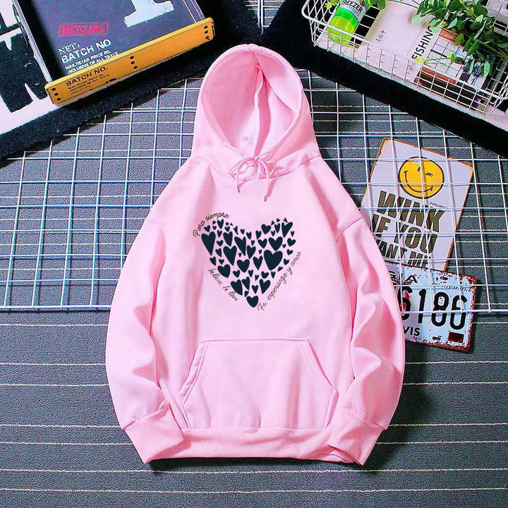 Kvinnors hoodie med kreativ hjärtdesign Mirla-Eva Jonsson