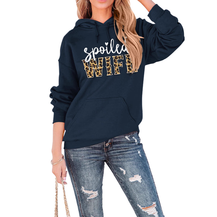 Kvinnors hoodie med kreativ och elegant text Mirla-Eva Jonsson