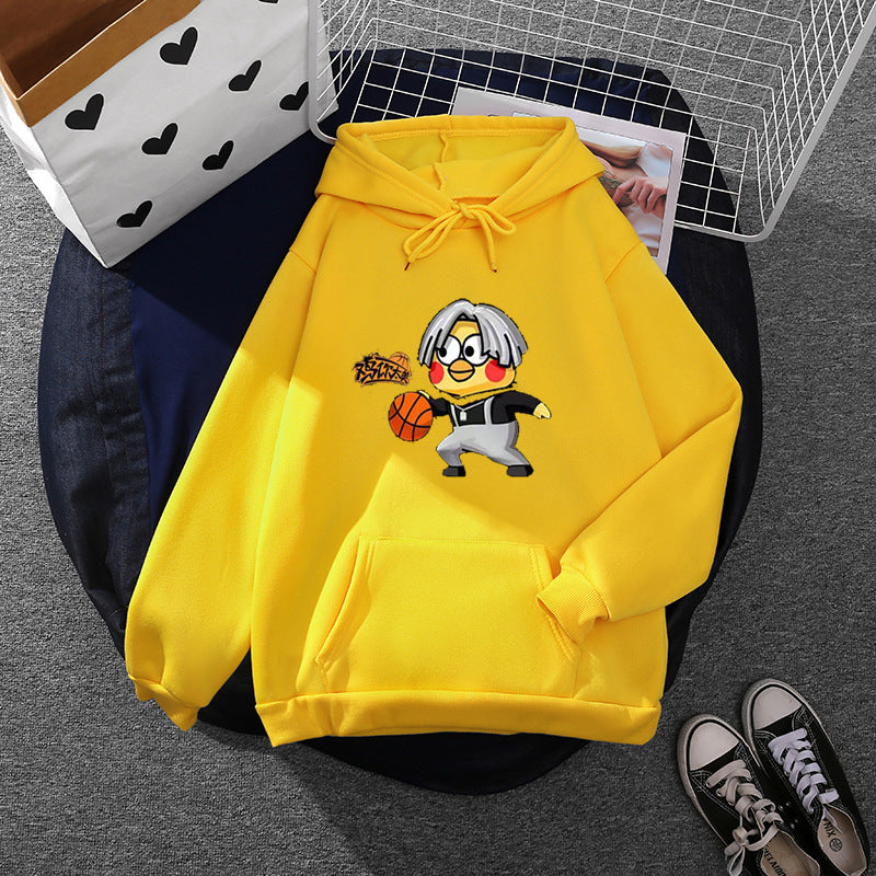 Kvinnors hoodie med kreativt basketmotiv Mirla-Eva Jonsson