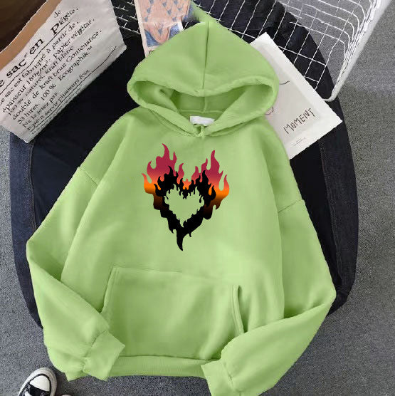 Kvinnors hoodie med kreativt flamheart-design elegant och stiligt-Eva Jonsson