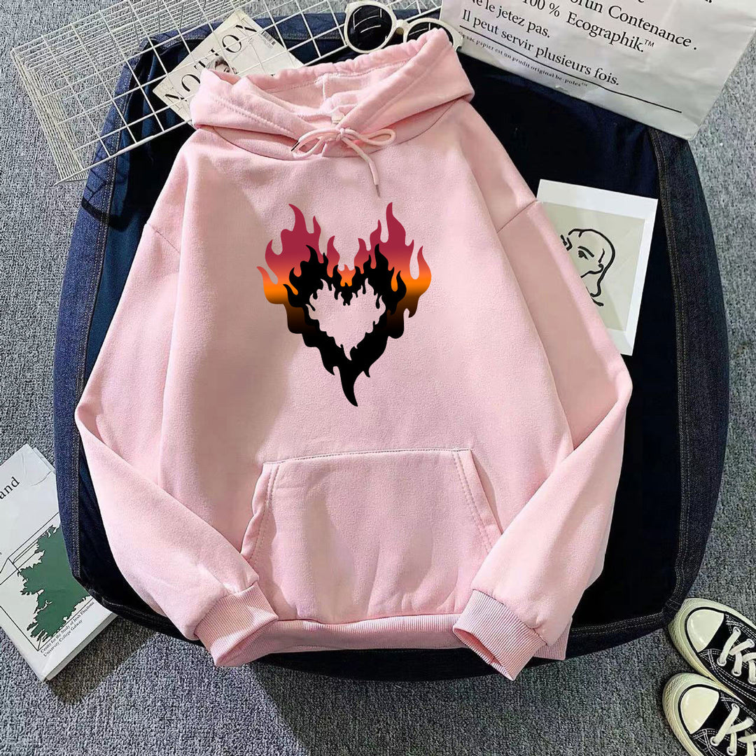 Kvinnors hoodie med kreativt flamheart-design elegant och stiligt-Eva Jonsson