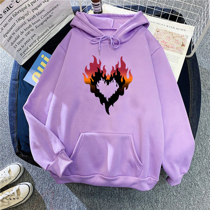 Kvinnors hoodie med kreativt flamheart-design elegant och stiligt-Eva Jonsson