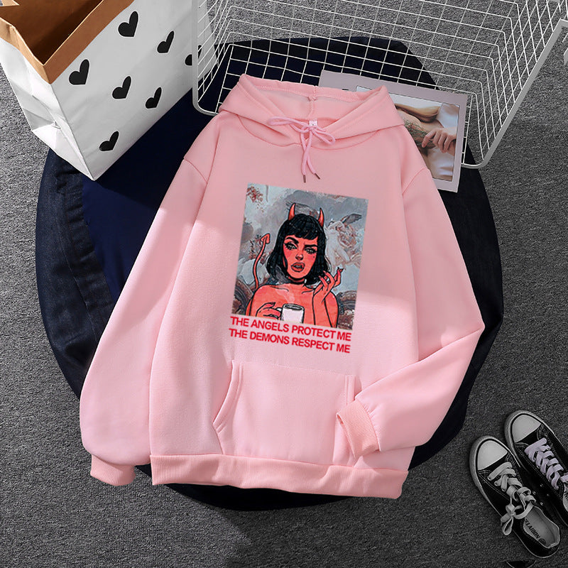 Kvinnors hoodie med kreativt grafiskt tryck Mirla-Eva Jonsson