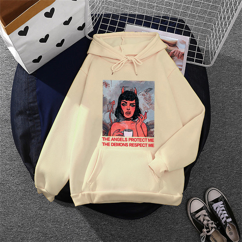 Kvinnors hoodie med kreativt grafiskt tryck Mirla-Eva Jonsson