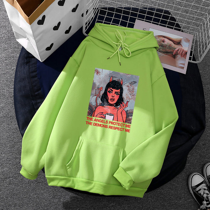 Kvinnors hoodie med kreativt grafiskt tryck Mirla-Eva Jonsson