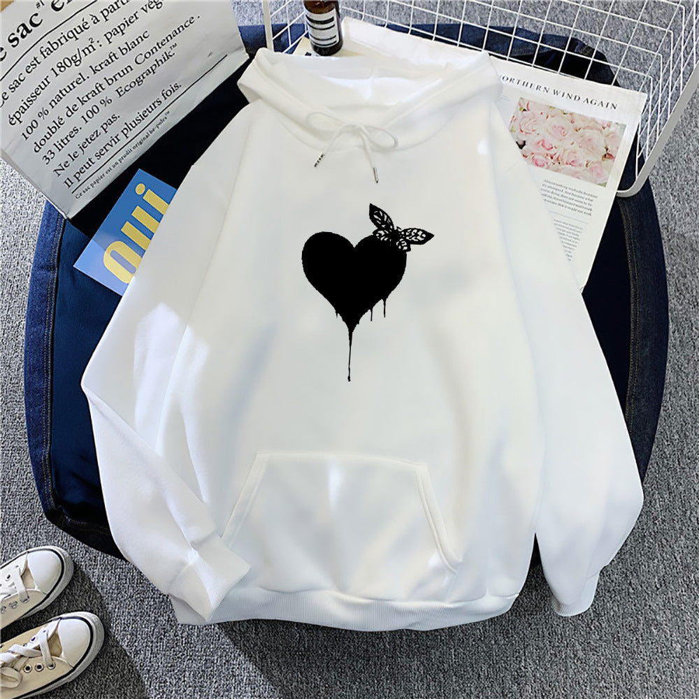 Kvinnors hoodie med kreativt hjärt-design Mirla-Eva Jonsson