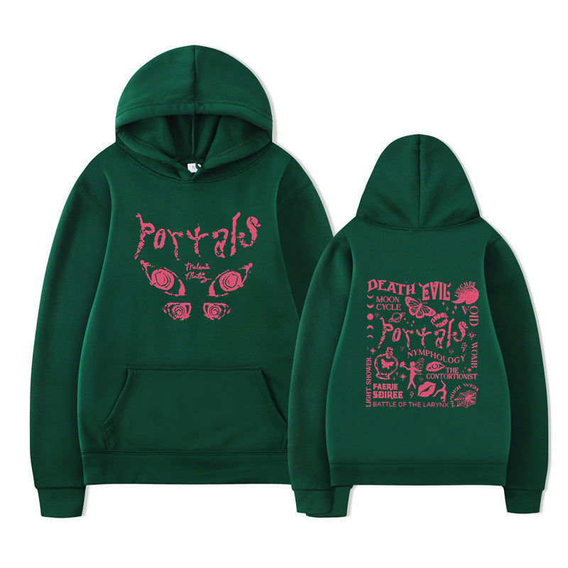 Kvinnors hoodie med kreativt motiv och bekväm passform Mirla-Eva Jonsson