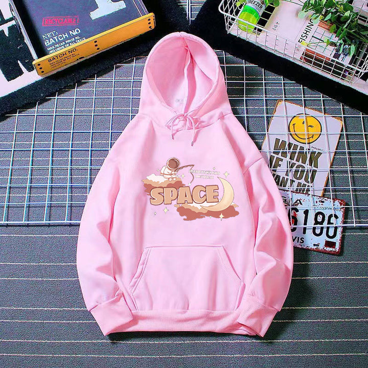 Kvinnors hoodie med kreativt rymddesign Mirla-Eva Jonsson