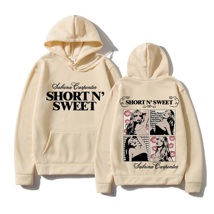 Kvinnors hoodie med kreativt serietidningsdesign och avslappnad skärning Mirla-Eva Jonsson