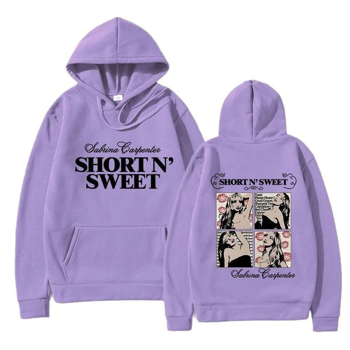 Kvinnors hoodie med kreativt serietidningsdesign och avslappnad skärning Mirla-Eva Jonsson