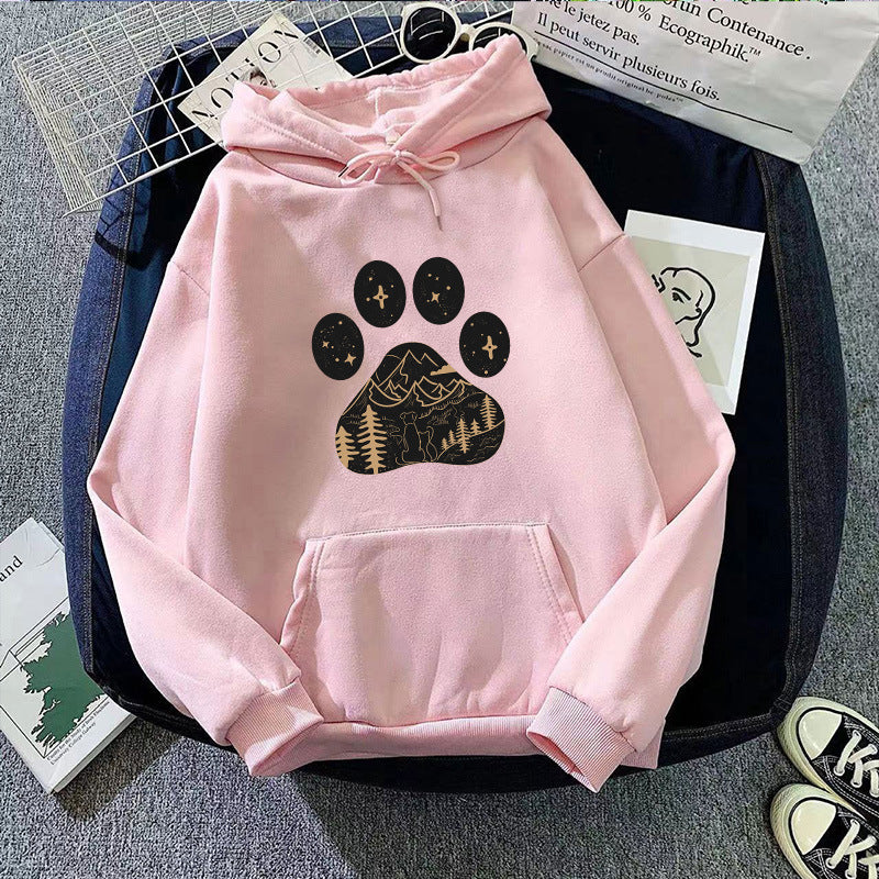 Kvinnors hoodie med kreativt tassavtryck och bergslandskap Mirla-Eva Jonsson