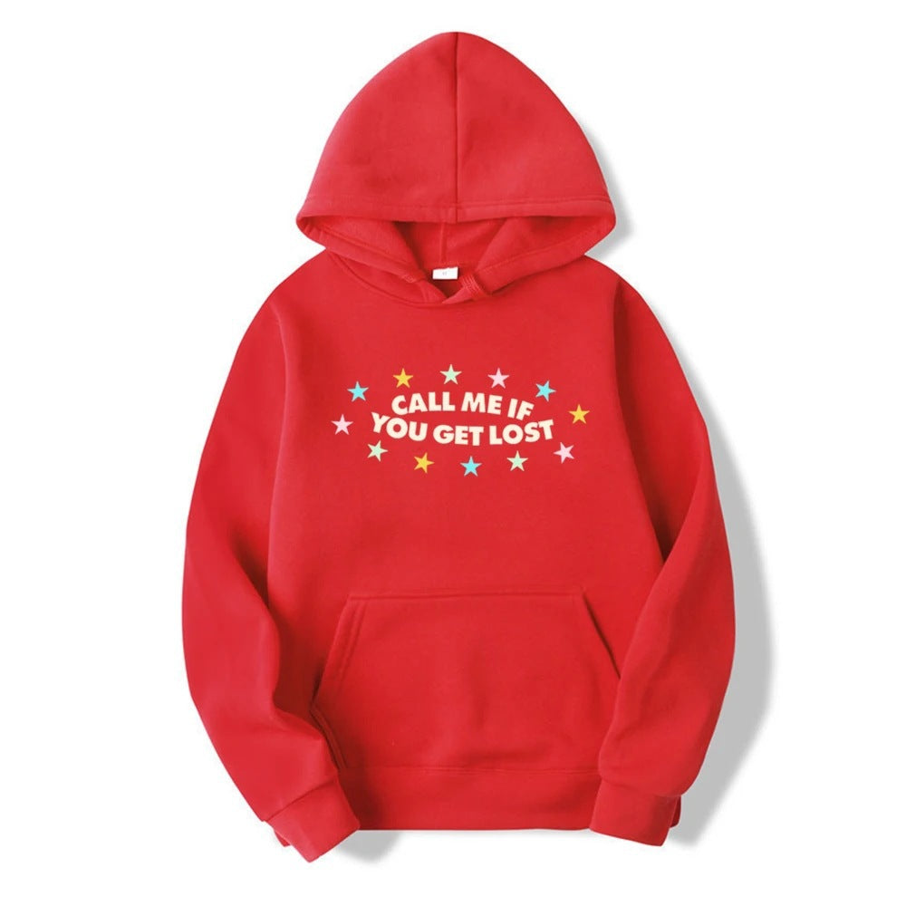 Kvinnors hoodie med kreativt tryck och avslappnad passform Mirla-Eva Jonsson