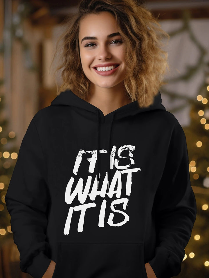 Kvinnors hoodie med kreativt tryck och bekväm passform Mirla-Eva Jonsson