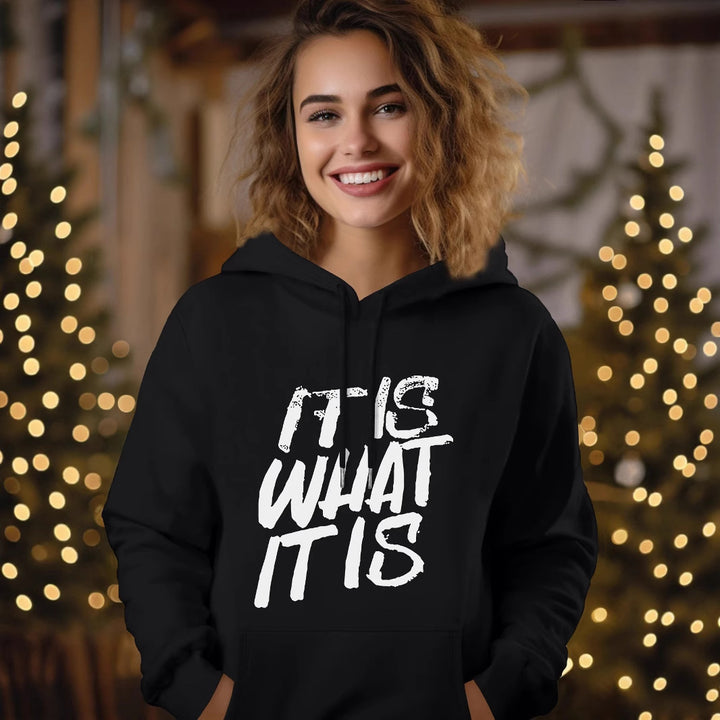 Kvinnors hoodie med kreativt tryck och bekväm passform Mirla-Eva Jonsson
