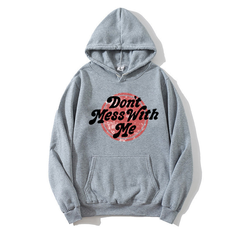 Kvinnors hoodie med kreativt uttalande design Mirla-Eva Jonsson