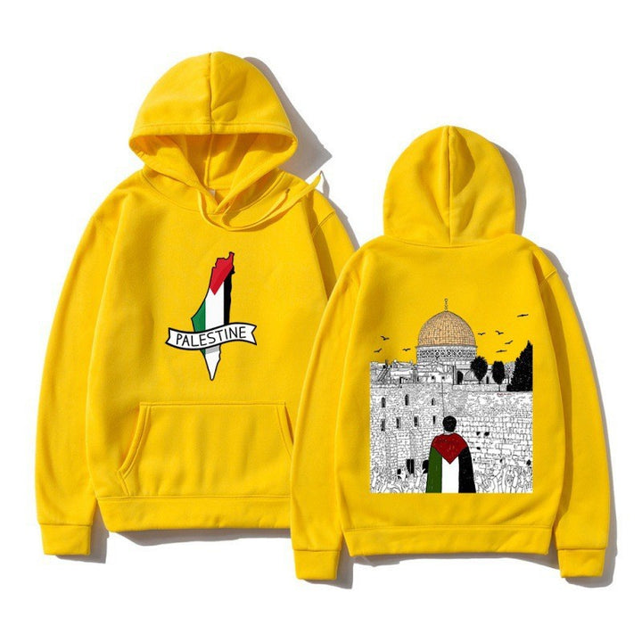 Kvinnors hoodie med kulturellt motiv och unik grafisk design Mirla-Eva Jonsson