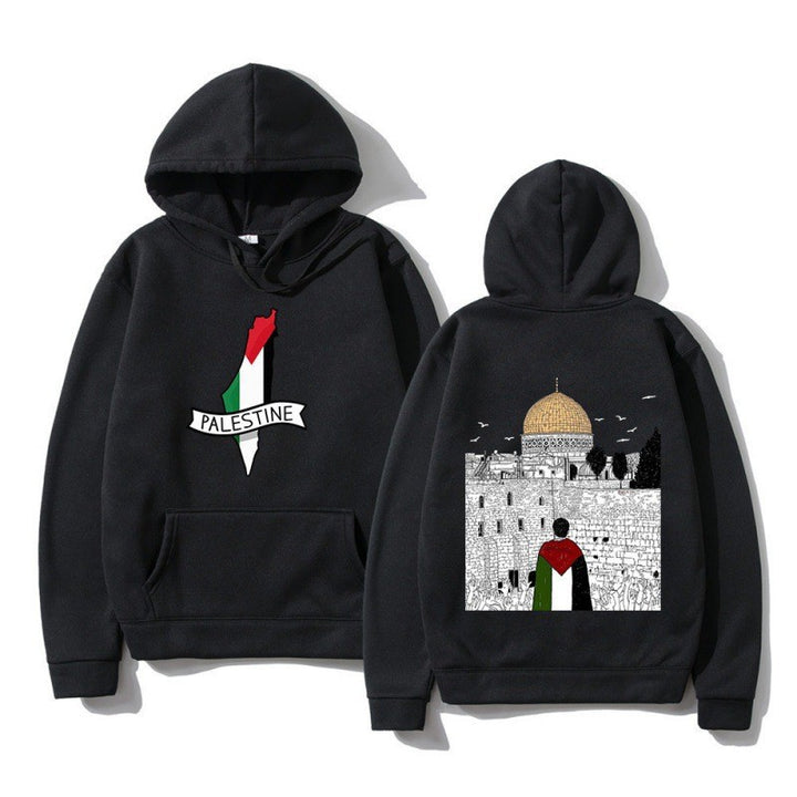 Kvinnors hoodie med kulturellt motiv och unik grafisk design Mirla-Eva Jonsson