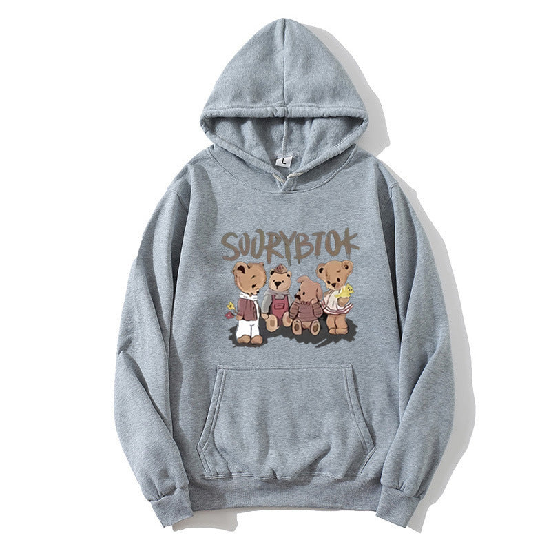 Kvinnors hoodie med lekfullt björnmotiv Mirla-Eva Jonsson
